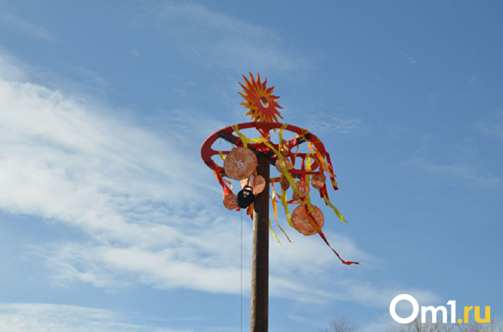 Сожжение гиганта, чайные и блинные рекорды: как омичи погуляли на Масленице в городе