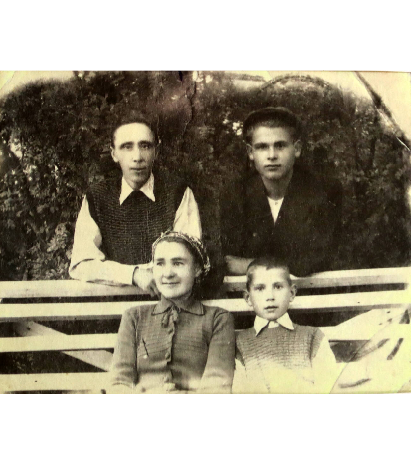 Лица Культурной столицы: изучаем места в Омске, связанные с творчеством Тимофея Белозёрова