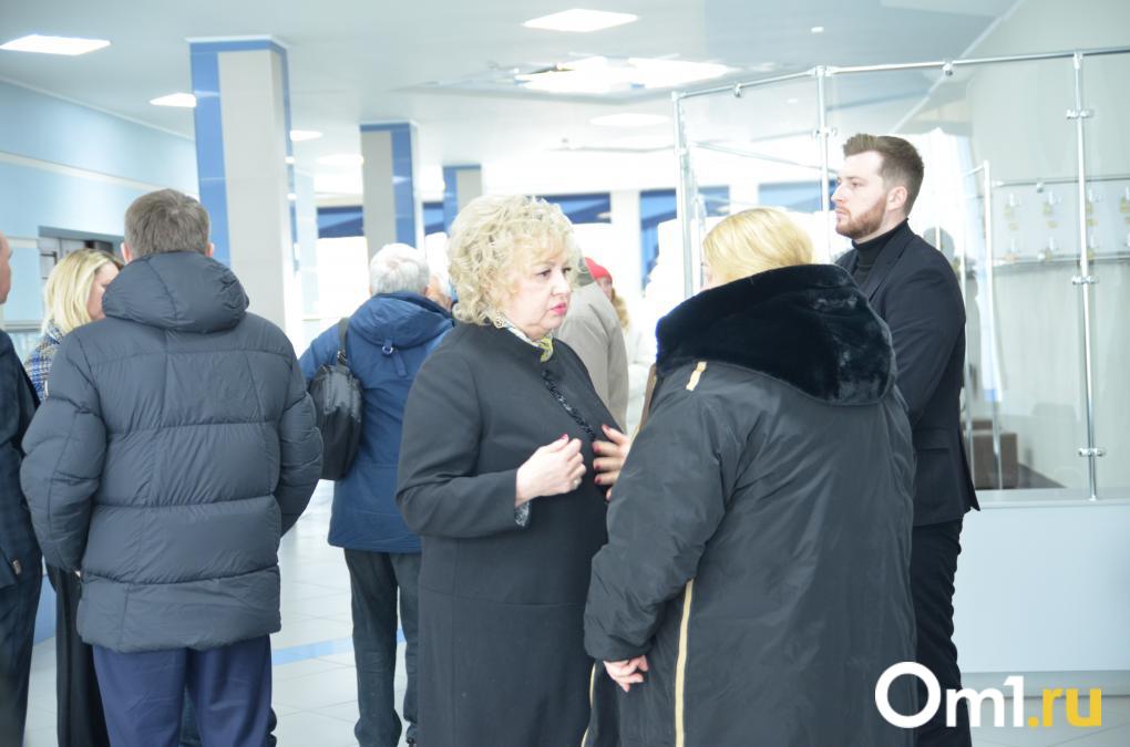 Три омских мэра проводили в последний путь Виктора Шрейдера: как это было