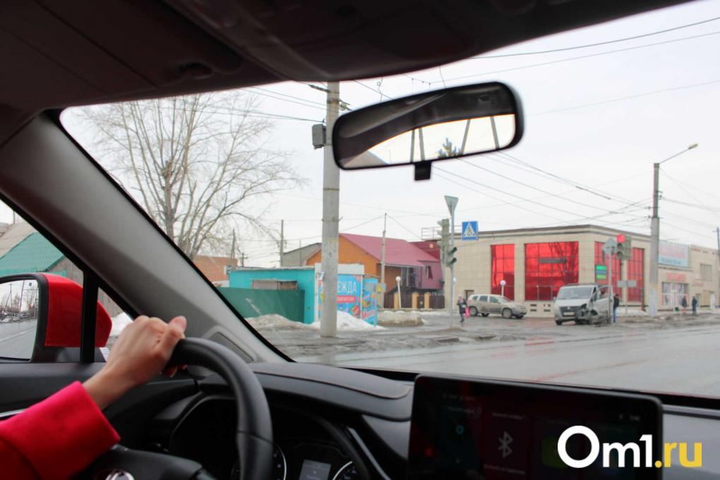 Депутаты новосибирского Заксобрания добиваются снижения вдвое выросших тарифов ОСАГО