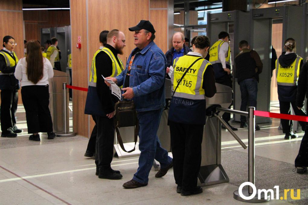 Старый добрый хоккей: вот как прошла первая игра в обновлённом СКК Блинова