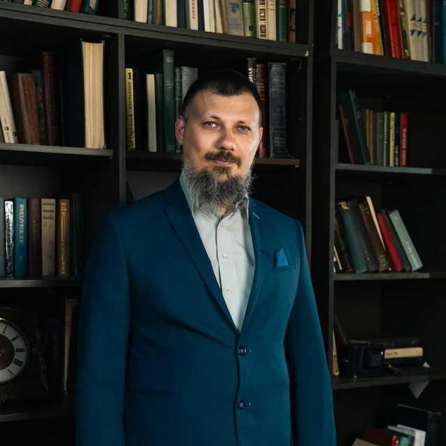 Трое суток без еды, блокировка счетов и контракт как «выход»: как в Новосибирске депортируют мигрантов