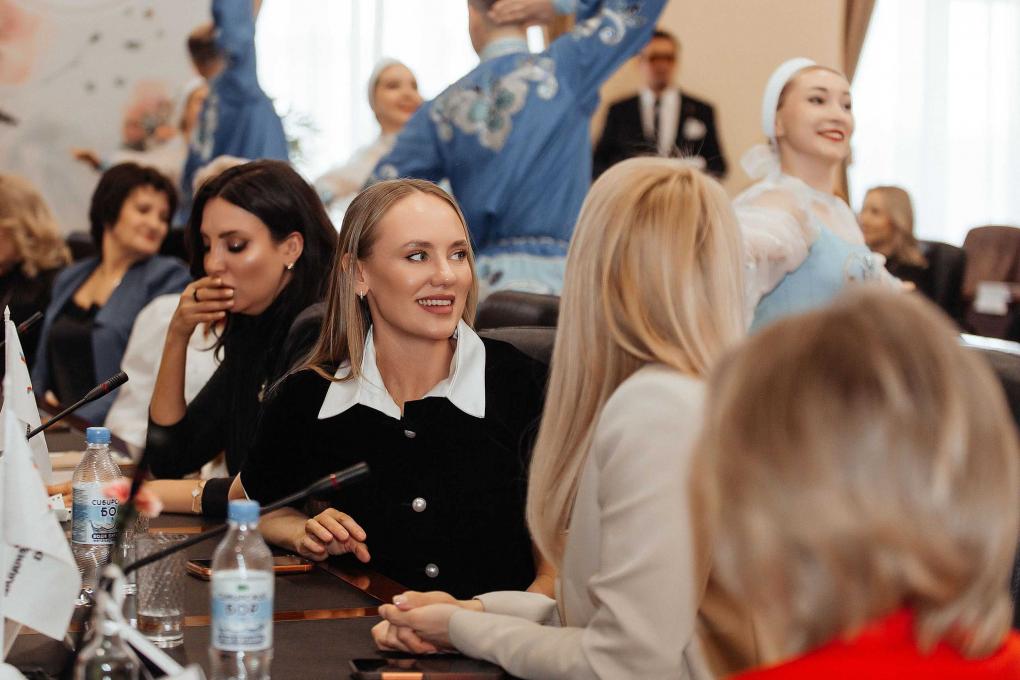 В Омске назвали ТОП-100 главных женщин региона