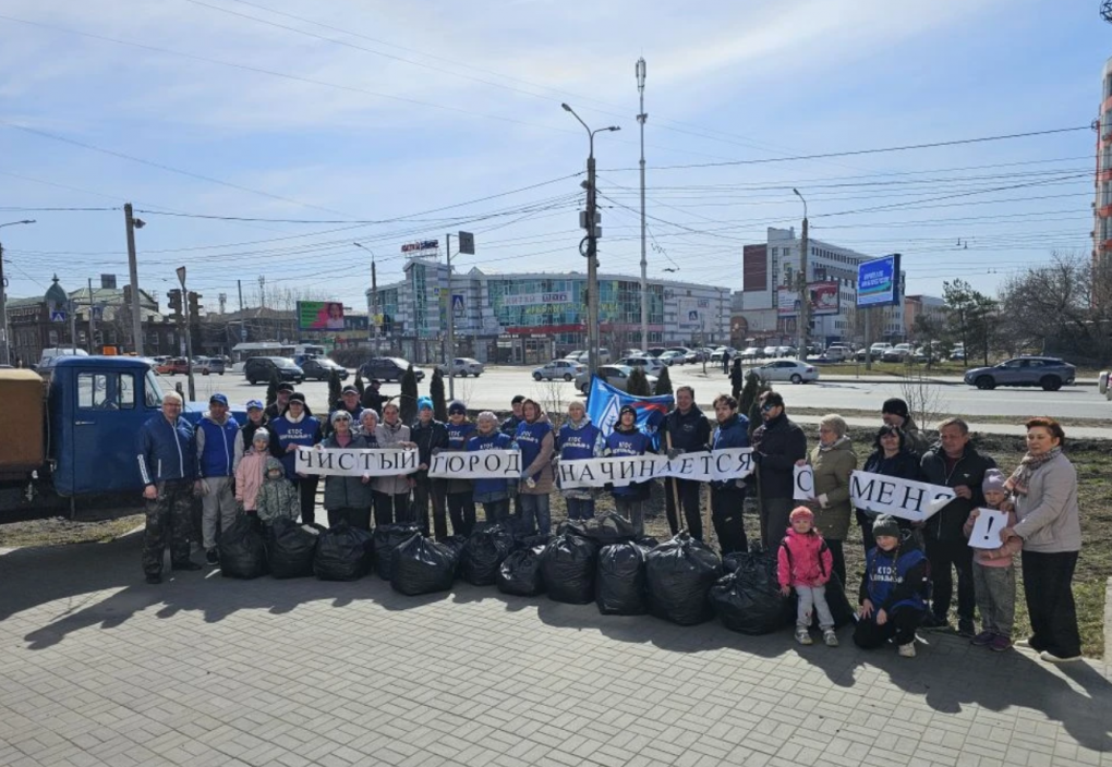 В Омской области активисты «Единой России» вышли на субботник