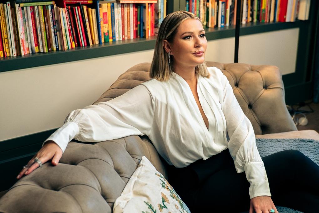 «Была сильная усталость»: Кожевникова рассказала, почему ушла из «Универа» на пике и как её уговорили вернуться