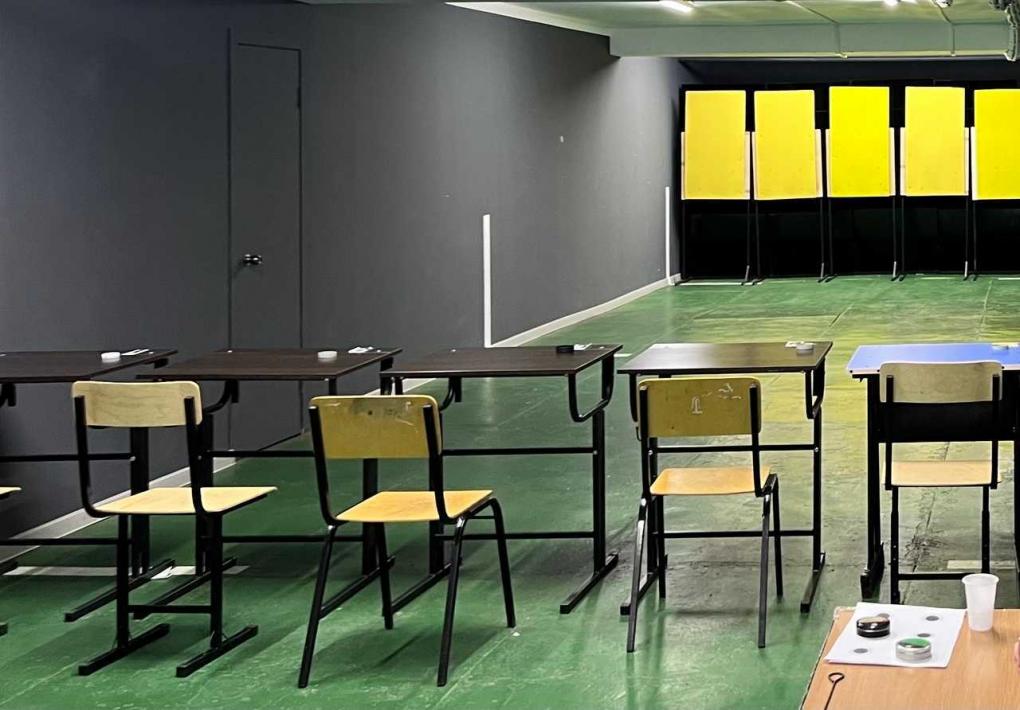 Взяли рубеж: омские школьники соревновались в стрельбе из пневматической винтовки