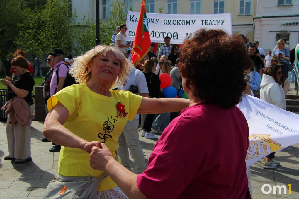 Теперь официально! Как в Омске открыли новый сезон «Пешеходного Любинского»?