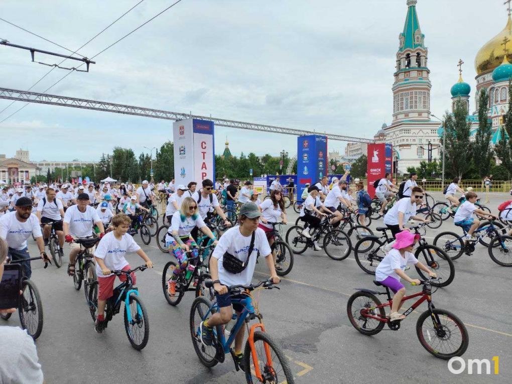 Парад колясок, музыка и гимнастки: программа мероприятий в Омске на июнь