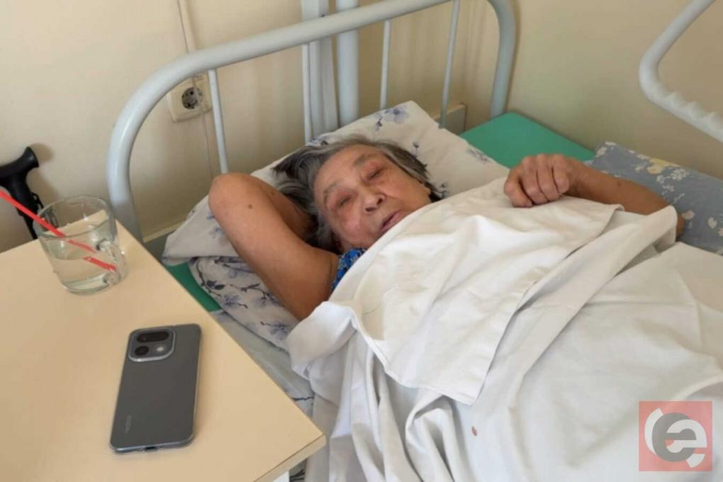 «Мама обходила машину сзади, а водитель сдал назад»: в Новосибирске 91-летняя пенсионерка попала под колёса участкового