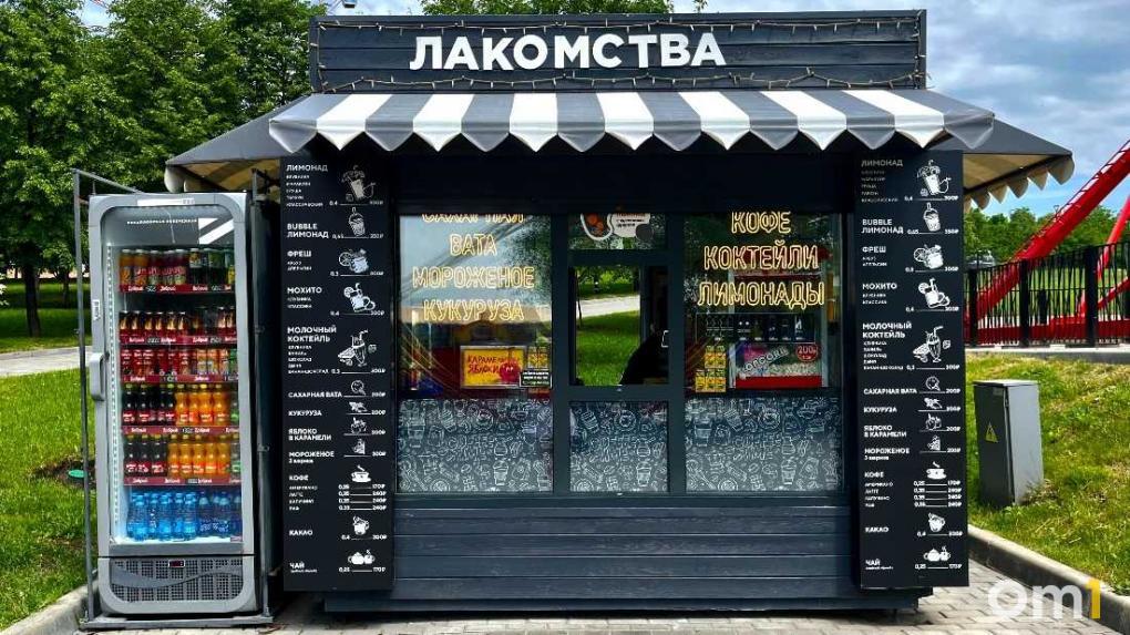 В Новосибирске — и бояться шаурмы? Журналист съела пять блюд на набережной и составила безопасный топ