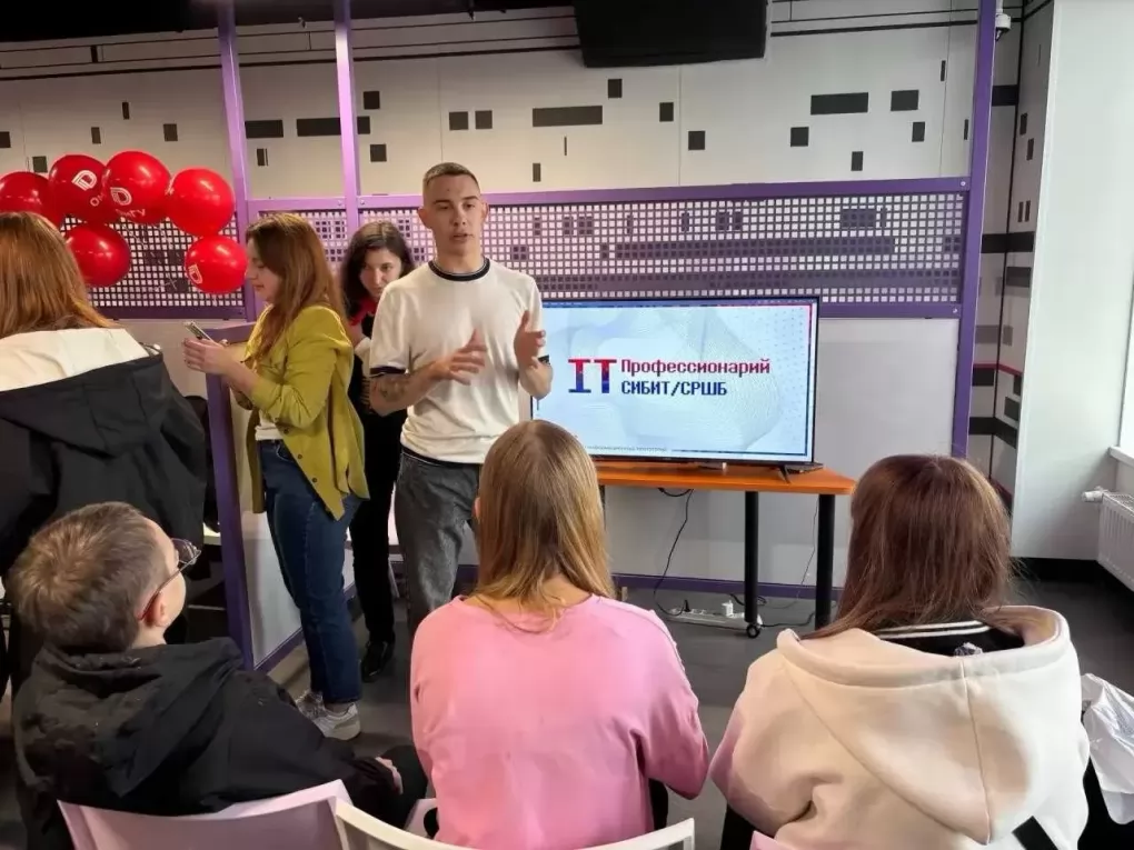 СИБИТ и СРШБ провели для школьников интерактивную площадку на фестивале OM FEST