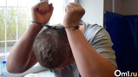 Новосибирские таможенники задержали конверт с нанесённым на марку наркотиком ЛСД