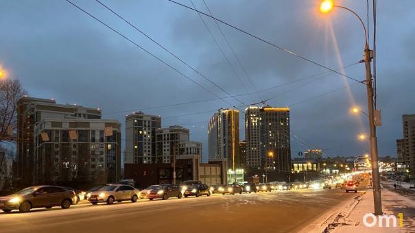 Новосибирск снова встал в 7-балльных пробках утром 21 ноября