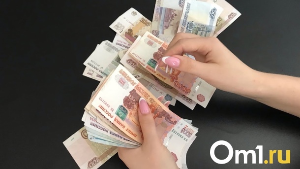 За год три миллиона рублей заработал глава Центрального округа Омска