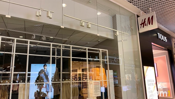 Магазин H&M открылся в ТЦ «Галерея Новосибирск» после полугодового перерыва