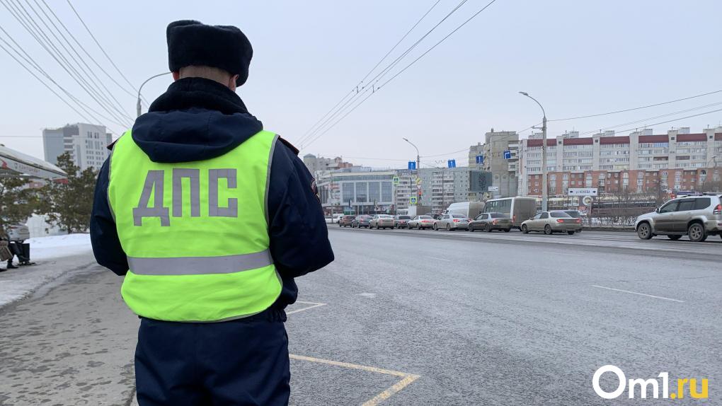 В Омске в автомобильном манёвре пострадал 9-летний ребёнок