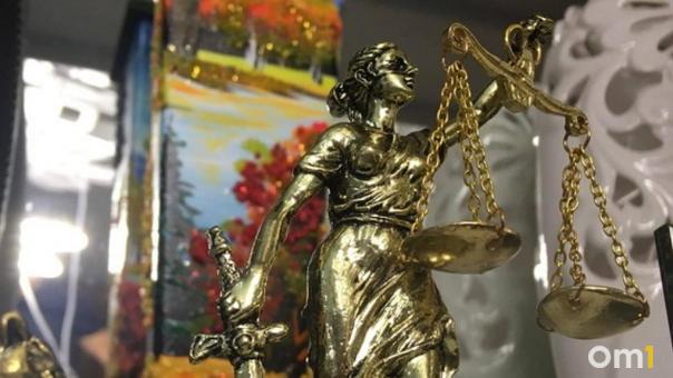 Суд второй раз вынес оправдательный приговор судье, сбившему двух человек
