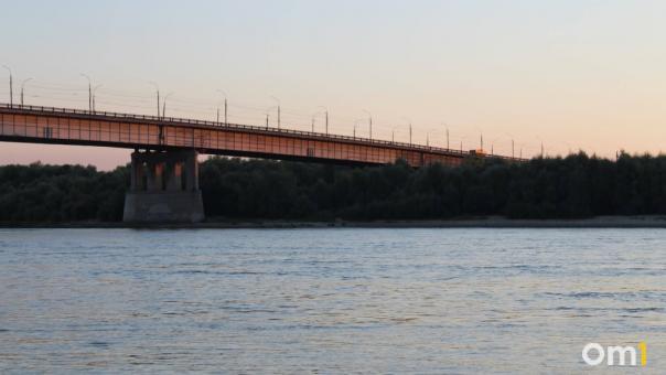 Для Красногорского гидроузла в Омске полностью перекроют Иртыш