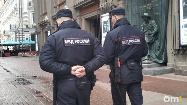 Из психбольницы в Новосибирске сбежал пациент, чуть не убивший медработницу