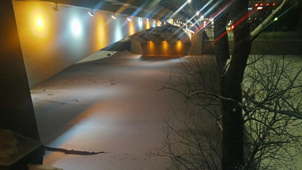 40-градусные морозы уничтожили полынью под Юбилейным мостом