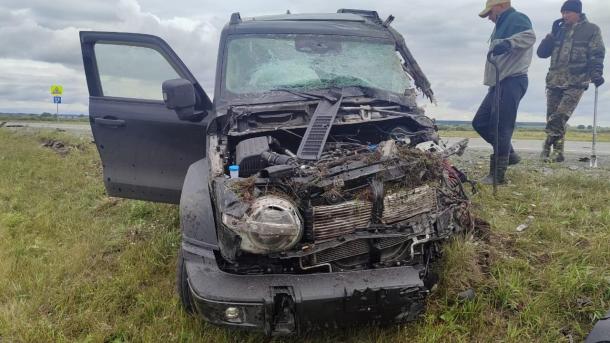 Водитель автомобиля TANK погиб в лобовом столкновении с грузовиком под Новосибирском