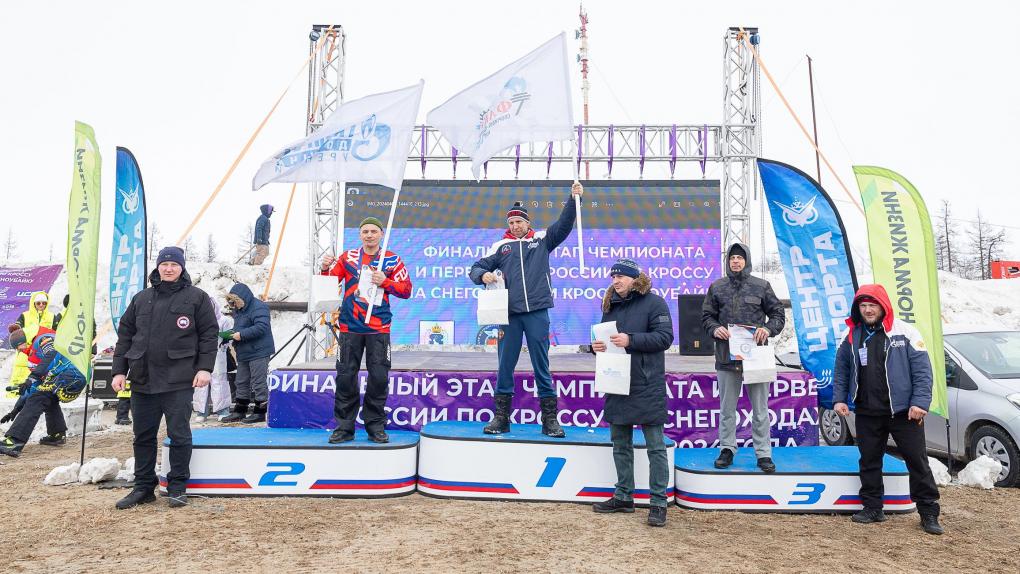 Новосибирец стал абсолютным чемпионом РФ по снегоходным гонкам