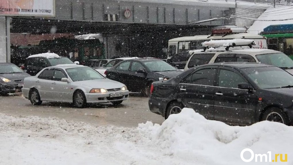 В МЧС Новосибирской области предупредили об опасности на дорогах из-за февральских морозов