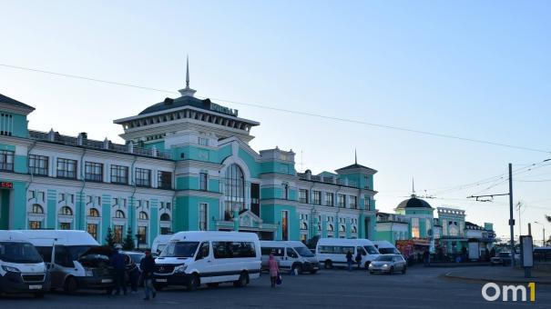 В Омске автобус № 46 будет останавливаться у железнодорожного вокзала