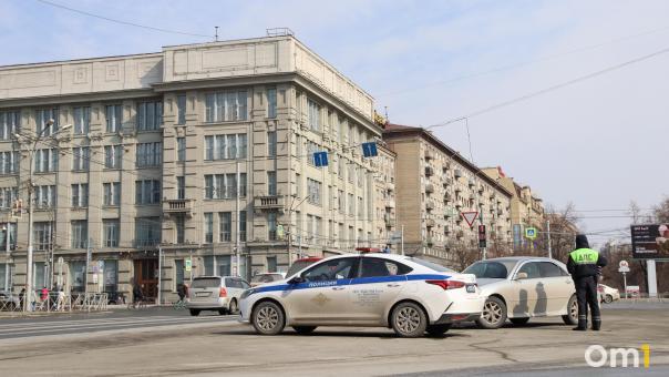 Бастрыкин поручил проверить угрозы новосибирскому полицейскому, который случайно застрелил азербайджанца