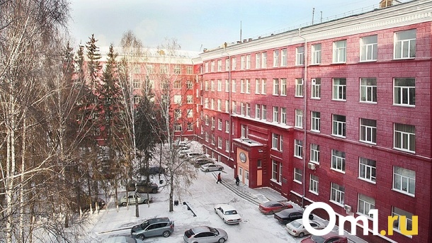 В Новосибирске сузили дорогу возле технического университета