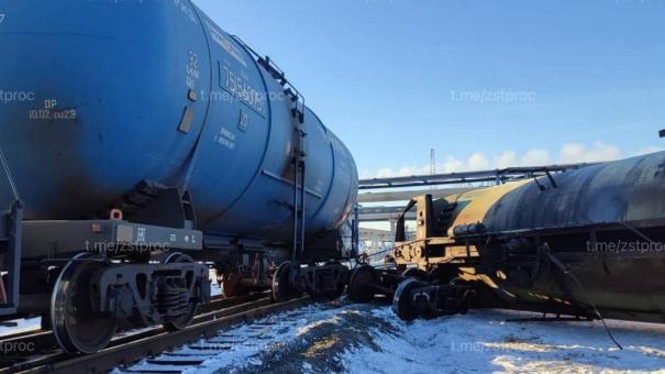 Ущерб из-за схода вагонов в Омске превысил миллион рублей