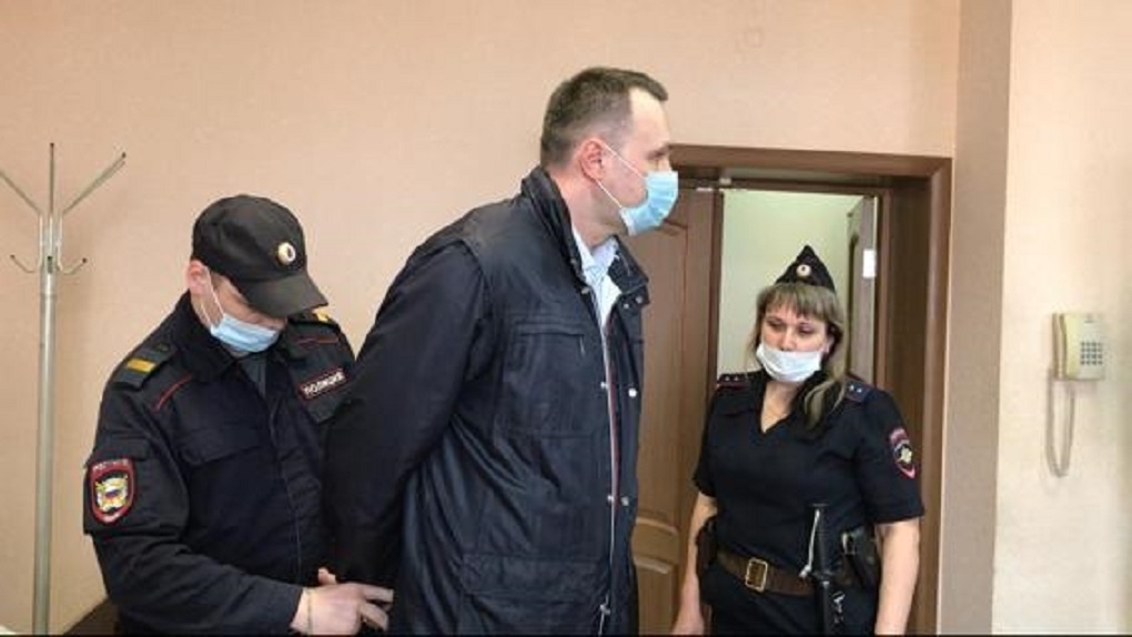 Защита новосибирского экс-чиновника Дмитрия Лобыни обжаловала приговор