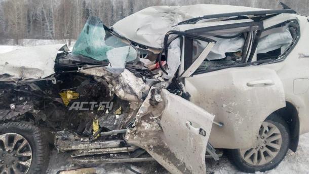 Массовая авария с участием четырёх авто парализовала движение под Новосибирском
