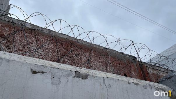 В Омске вышедший на свободу заключённый убил женщину