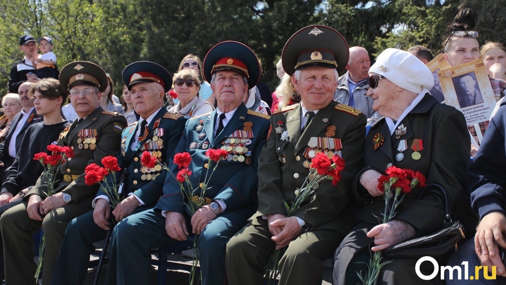 В честь 77-й годовщины Великой Победы в Омске прошёл парад