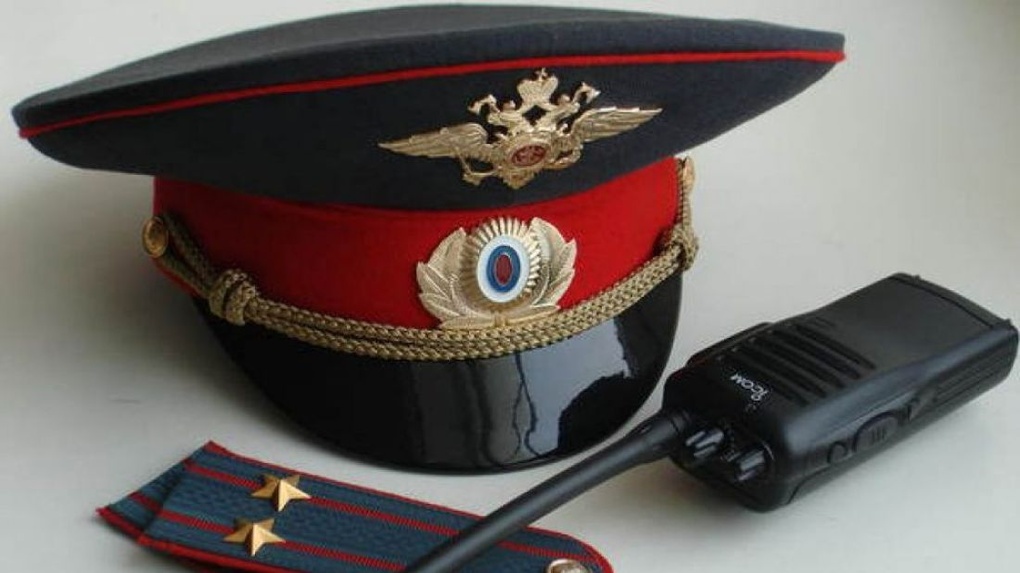 У подполковника омской полиции нашли героин в газовой плите