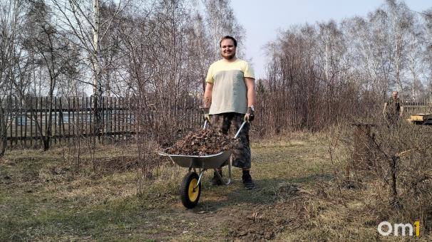 Двое из трех новосибирцев не хотят ездить на дачу с родственниками
