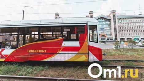 В Омске во время грозы молния попала в трамвай