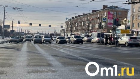 Омским водителям рассказали, как ездить в центре города в связи с перекрытой улицей Тюменская