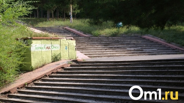 В Советском парке в 2023 году планируют наконец отремонтировать лестницу