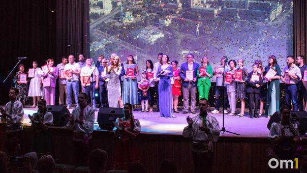 В Омске стартовало финальное голосование за победителей премии «Народный герой — 2023»