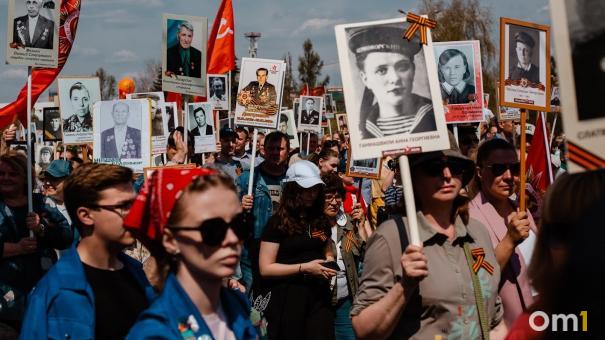 Омичам объяснили, как можно участвовать в акции «Бессмертный полк» на машине