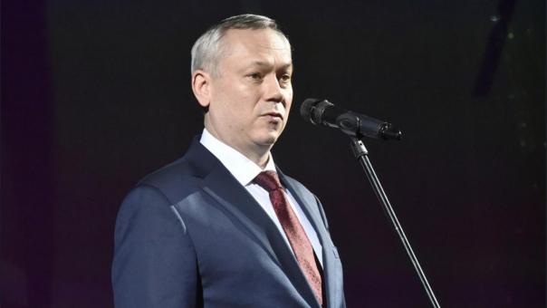 Губернатор Травников поздравил с 8 марта женщин Новосибирской области