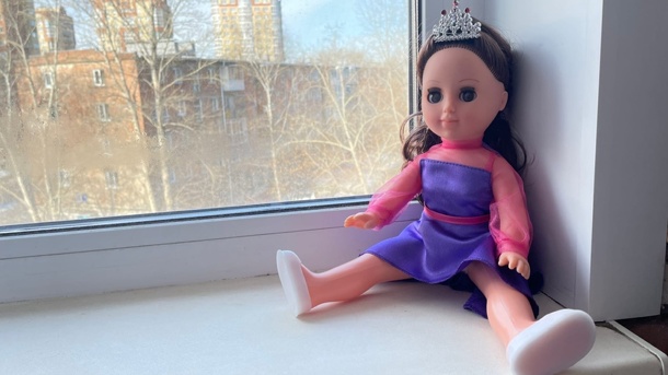 В больницу Омской области попала 6-летняя девочка с отравлением бензином