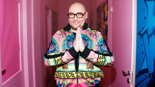 Новосибирский певец Шура провёл мастер-класс для народной артистки Роксаны Бабаян