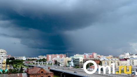В Омской области три дня будет идти мощный ливень
