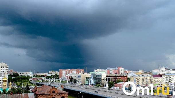 В Омской области три дня будет идти мощный ливень