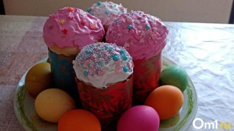 Омские специалисты посчитали, сколько будет стоить пасхальный кулич, если испечь его самим