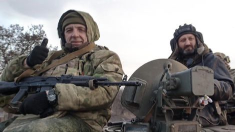Мэр Новосибирска прокомментировал уход генерал-лейтенанта в отставке Кандикова добровольцем в зону СВО