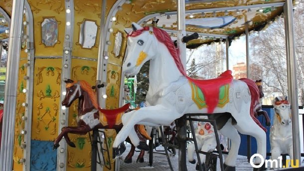 В Оренбурге рухнула карусель с детьми. Пострадали 20 человек